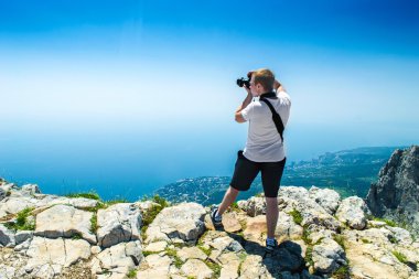 Fotoğrafçı bir dağlar