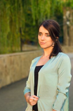 güzel bir kız ceket