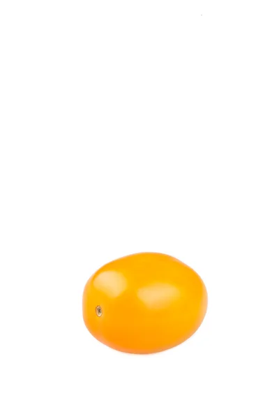 Beyaz zemin üzerine sarı kiraz domates — Stok fotoğraf