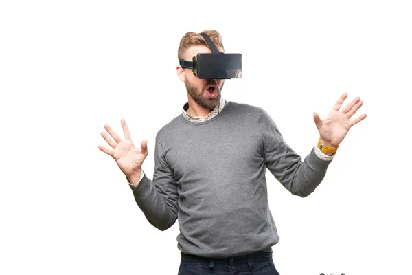 Homem loiro com óculos virtuais — Fotografia de Stock