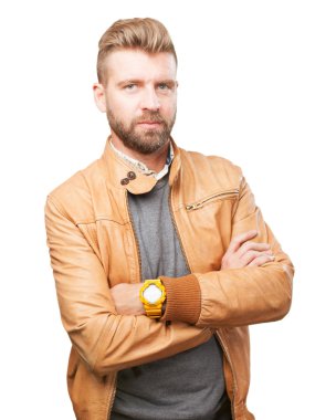 sarışın adam mutlu ifade ile