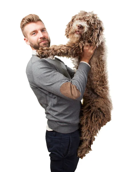 büyük köpek ile sarışın adam