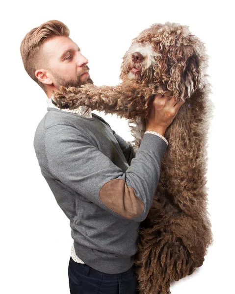 Blonďatý muž s velkým psem — Stock fotografie