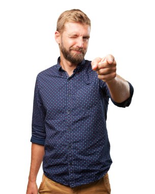 mutlu ifade ile sarışın iş adamı