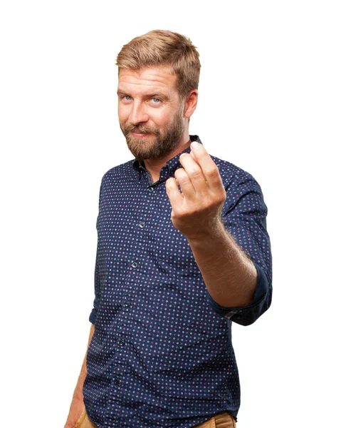 mutlu ifade ile sarışın iş adamı