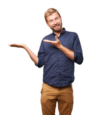 mutlu ifade ile sarışın iş adamı