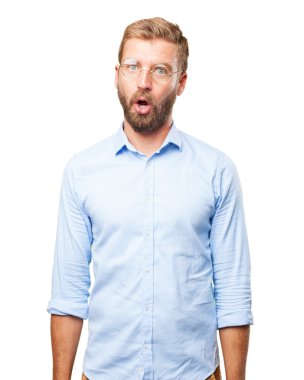 sürpriz ifade ile sarışın iş adamı