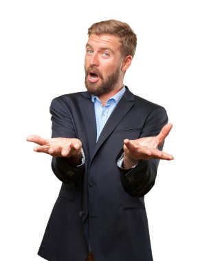 sürpriz ifade ile sarışın iş adamı