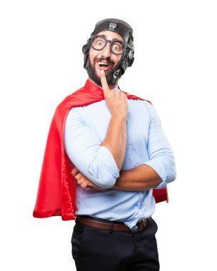 mutlu ifade ile deli kahraman