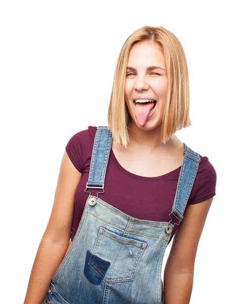 Νεαρό ξανθιά κοπέλα με ευτυχισμένη έκφραση — Φωτογραφία Αρχείου