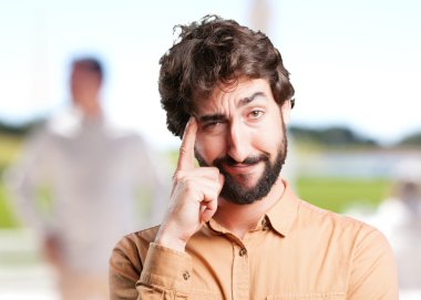 komik ifade ile çılgın adam