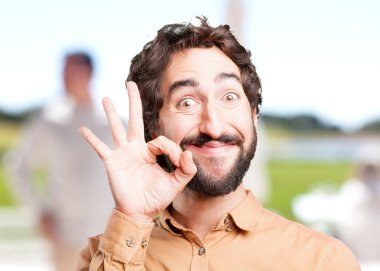 komik ifade ile çılgın adam