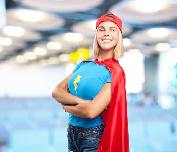 Blond held meisje met gelukkig expressie — Stockfoto