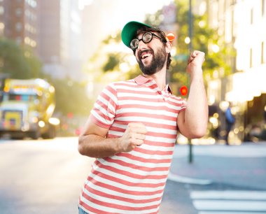 aptal çılgın adam mutlu ifade ile