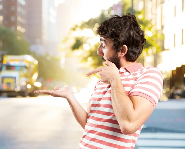 Gek gek man met gelukkig expressie — Stockfoto