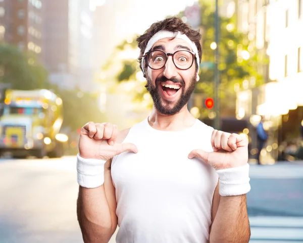 Joven deportista loco con expresión feliz — Foto de Stock