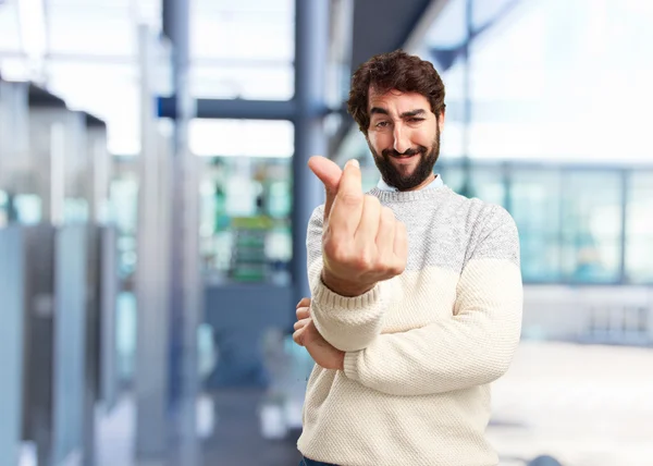 Jeune homme fou avec une expression heureuse — Photo