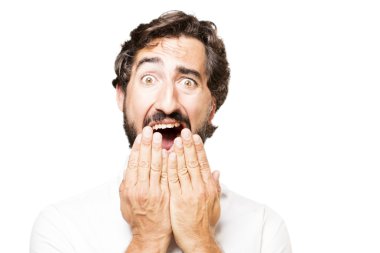 Genç serin adam kapsayan ağız