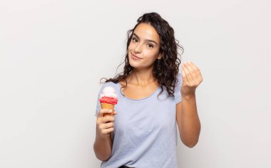 Genç İspanyol kadın kapiş ya da para hareketi yapıyor, sana borçlarını ödemeni söylüyor.!