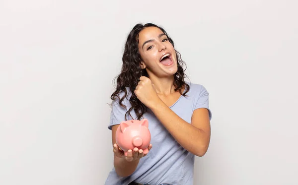 Young Hispanic Woman Feeling Happy Positive Successful Motivated Facing Challenge — Stock Photo, Image