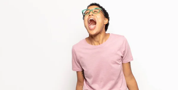 Afro Young Black Woman Screaming Furiously Shouting Aggressively Looking Stressed — Stock Photo, Image