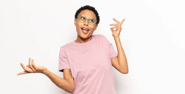 Afro Young Black Woman Shrugging Dumb Crazy Confused Puzzled Expression — Stock Photo, Image