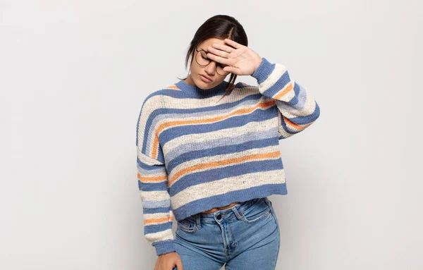 Pretty Young Woman Looking Stressed Tired Frustrated Drying Sweat Forehead — Stock Photo, Image