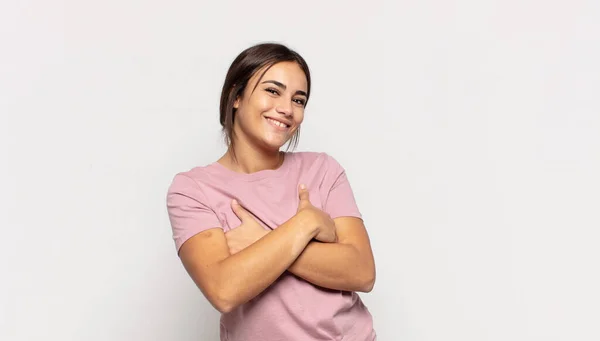 Pretty Young Woman Laughing Happily Arms Crossed Relaxed Positive Satisfied — Stock Photo, Image