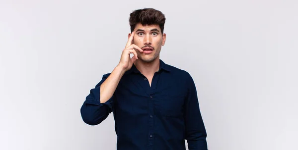 Young Handsome Man Looking Surprised Open Mouthed Shocked Realizing New — Stock Photo, Image