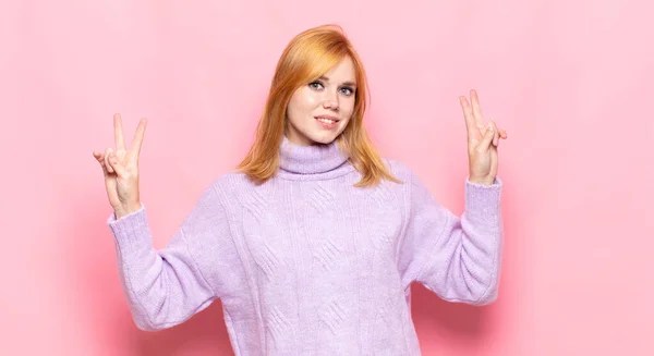 Red Head Pretty Woman Smiling Looking Happy Friendly Satisfied Gesturing — Stock Photo, Image