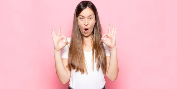 Young Pretty Woman Feeling Shocked Amazed Surprised Showing Approval Making — Stock Photo, Image
