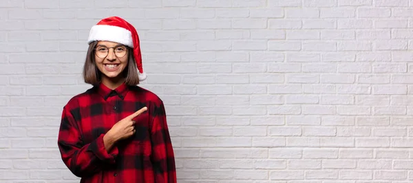 Bella Donna Con Cappello Babbo Natale Concetto Natale — Foto Stock