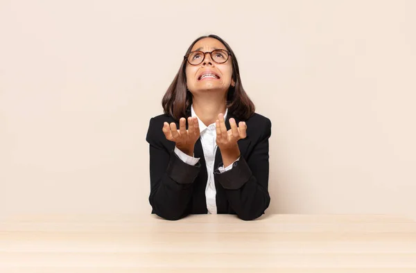 Desesperado Frustrado Estressado Infeliz Irritado Gritando Gritando — Fotografia de Stock