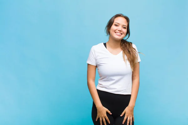 Young Hispanic Woman Smiling Cheerfully Casually Positive Happy Confident Relaxed — Stock Photo, Image