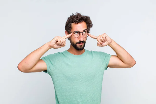 Young Bearded Man Feeling Confused Doubting Concentrating Idea Thinking Hard — Stock Photo, Image