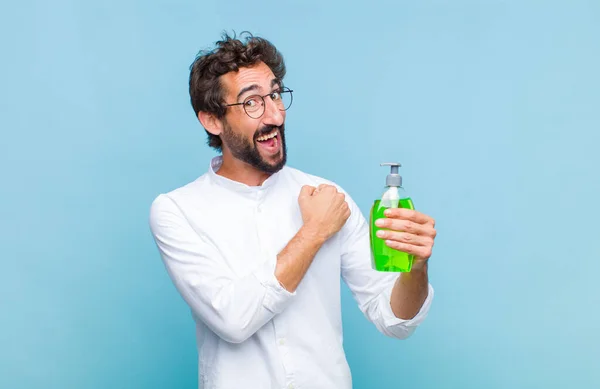 Young Bearded Man Feeling Happy Positive Successful Motivated Facing Challenge — Stock Photo, Image