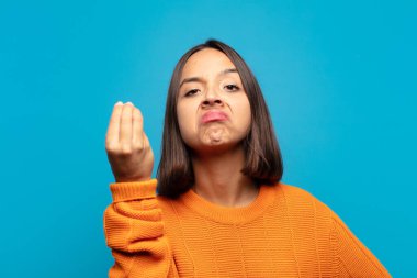 İspanyol kadın kapiş ya da para hareketi yapıyor, sana borçlarını ödemeni söylüyor.!