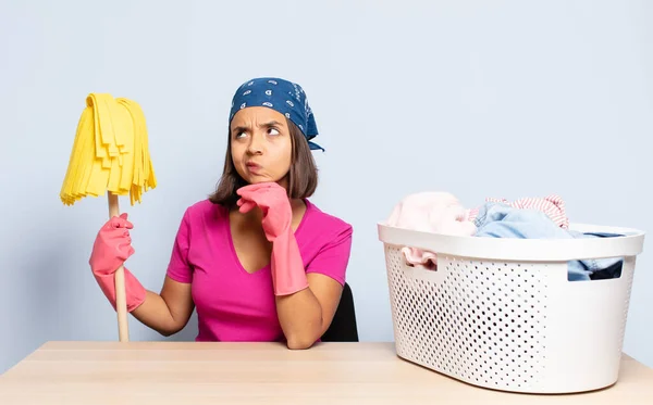 Hispanic Woman Thinking Feeling Doubtful Confused Different Options Wondering Which — Stock Photo, Image