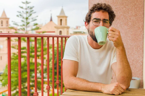 Young Bearded Man Having Coffee — Stock Photo, Image