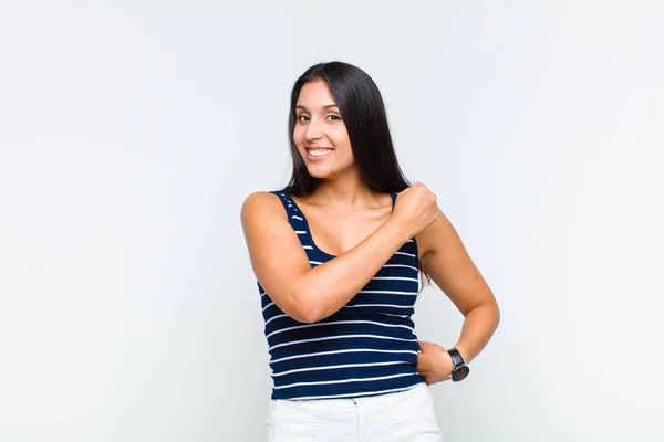 Junge Frau Fühlt Sich Glücklich Positiv Und Erfolgreich Motiviert Wenn — Stockfoto