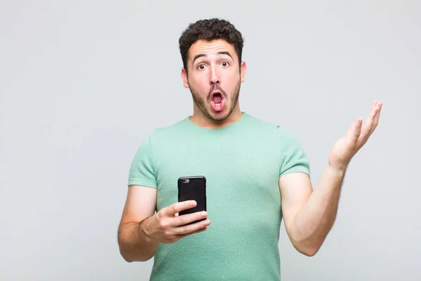 Young Man Feeling Extremely Shocked Surprised Anxious Panicking Stressed Horrified — Stock Photo, Image