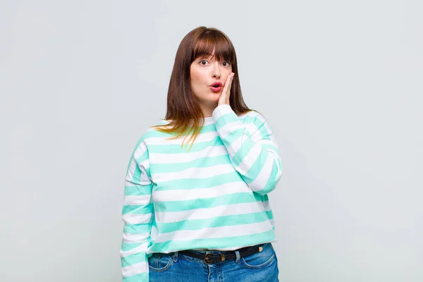 Overweight Woman Feeling Shocked Astonished Holding Face Hand Disbelief Mouth — Stock Photo, Image