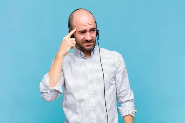 Careca Sentindo Confuso Confuso Mostrando Que Você Louco Louco Fora — Fotografia de Stock