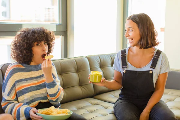 Vriendengroep Hebben Plezier Samen — Stockfoto