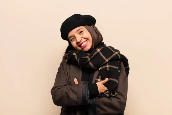 Hispanic Woman Laughing Happily Arms Crossed Relaxed Positive Satisfied Pose — Stock Photo, Image