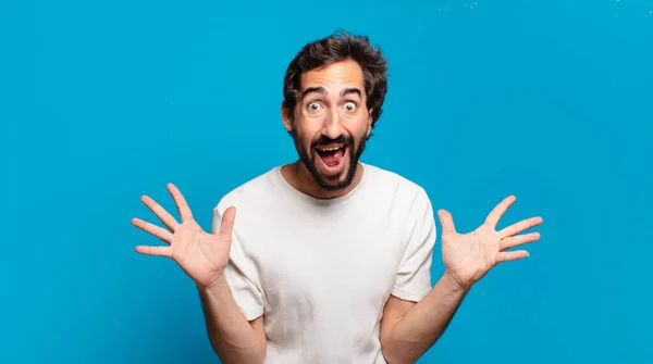 Young Bearded Crazy Man Surprised Copy Space — Stock Photo, Image