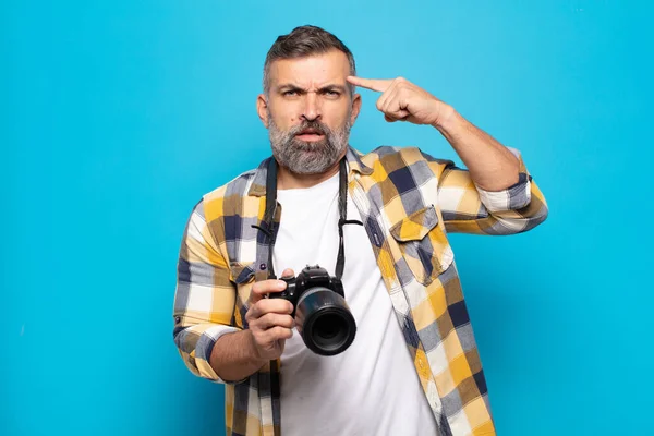 Hombre Adulto Sintiéndose Confundido Perplejo Mostrando Que Está Loco Loco — Foto de Stock