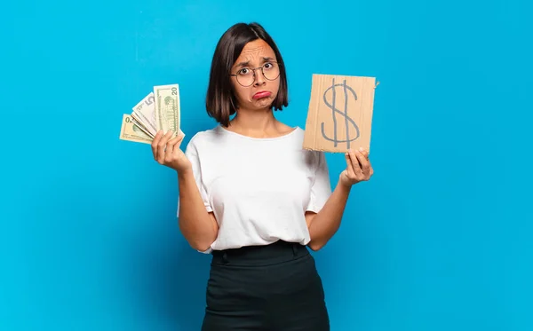 Uma Jovem Mulher Bonita Conceito Dólar Dinheiro — Fotografia de Stock