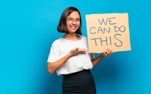 Una Mujer Joven Bonita Podemos Hacer Este Concepto —  Fotos de Stock