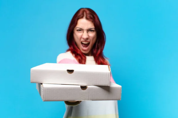 Pretty Woman Take Away Pizza Boxes — Stock Photo, Image